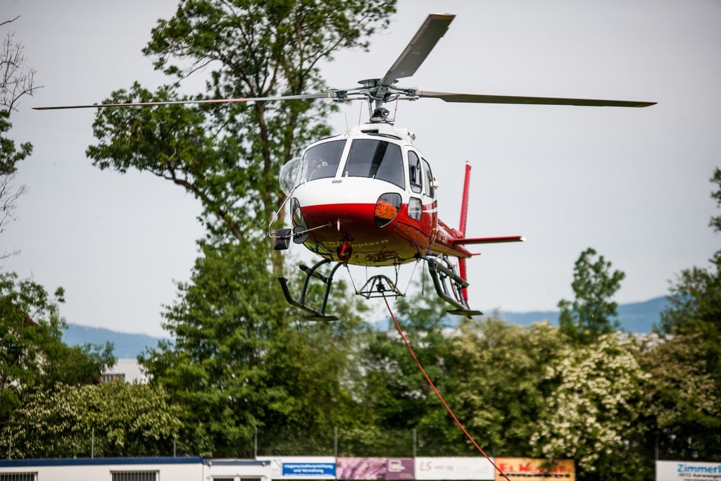 22.05.2020; Langenthal;  News; Demontage Flutlichtanlage;  (André Grossenbacher/FC Langenthal Official)