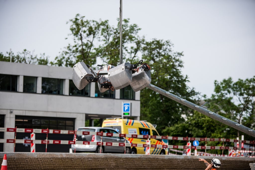 22.05.2020; Langenthal;  News; Demontage Flutlichtanlage;  (André Grossenbacher/FC Langenthal Official)